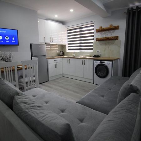 J&M Luxury Apartments Saranda Exterior foto