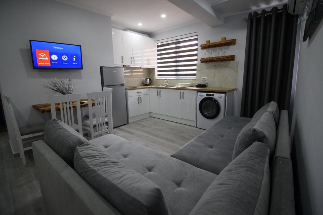 J&M Luxury Apartments Saranda Exterior foto