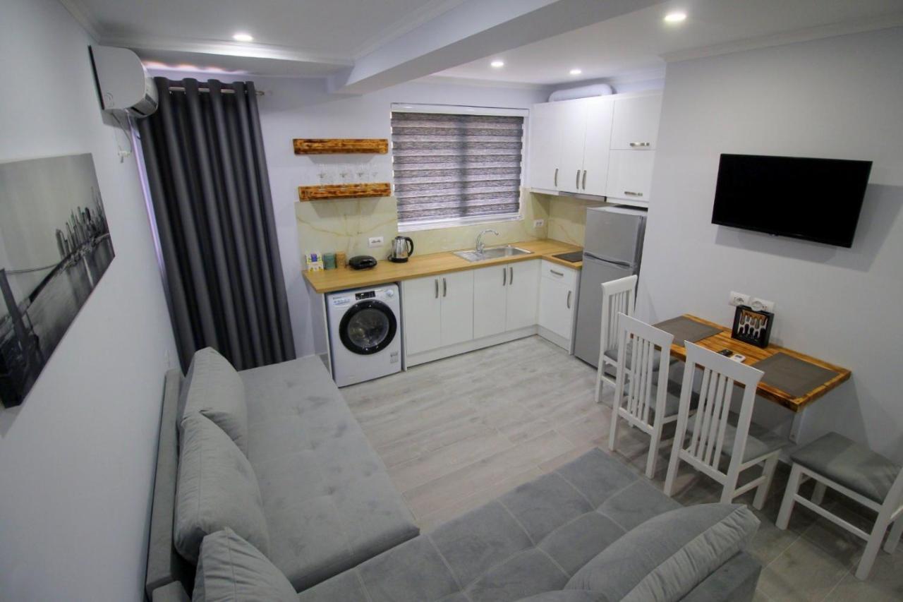 J&M Luxury Apartments Saranda Exterior foto