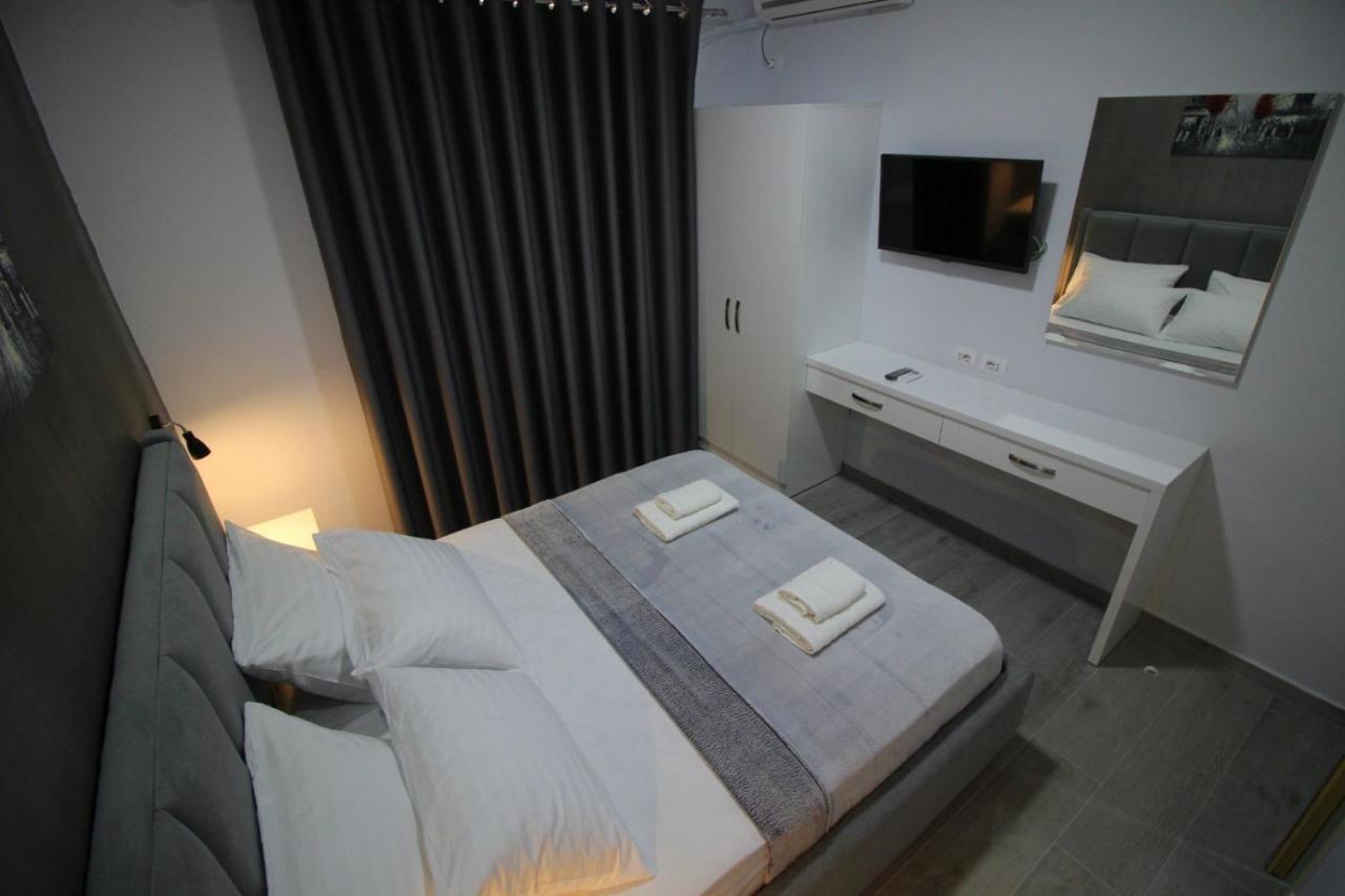 J&M Luxury Apartments Saranda Exterior foto